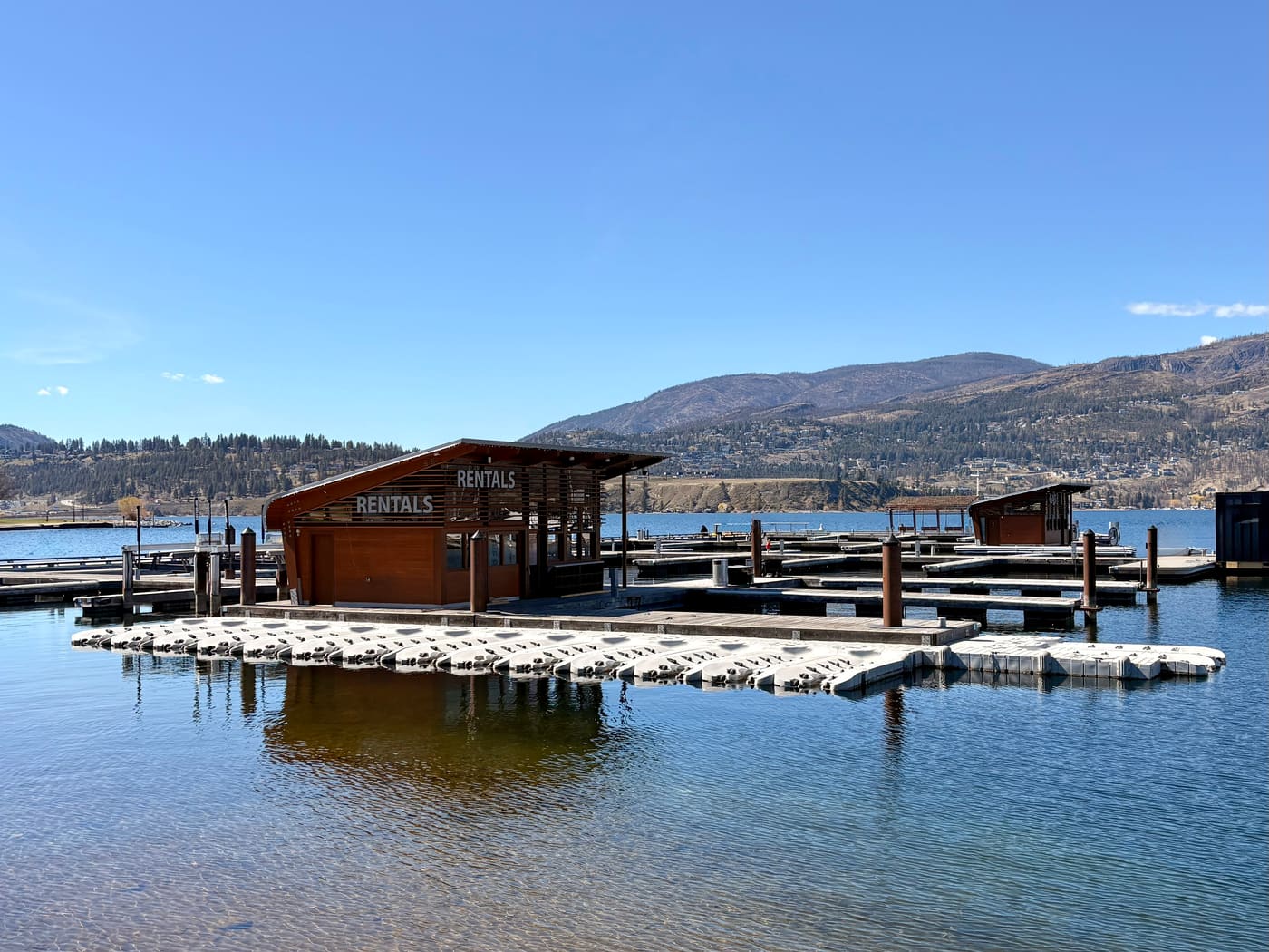 Marina rental building on floating dock